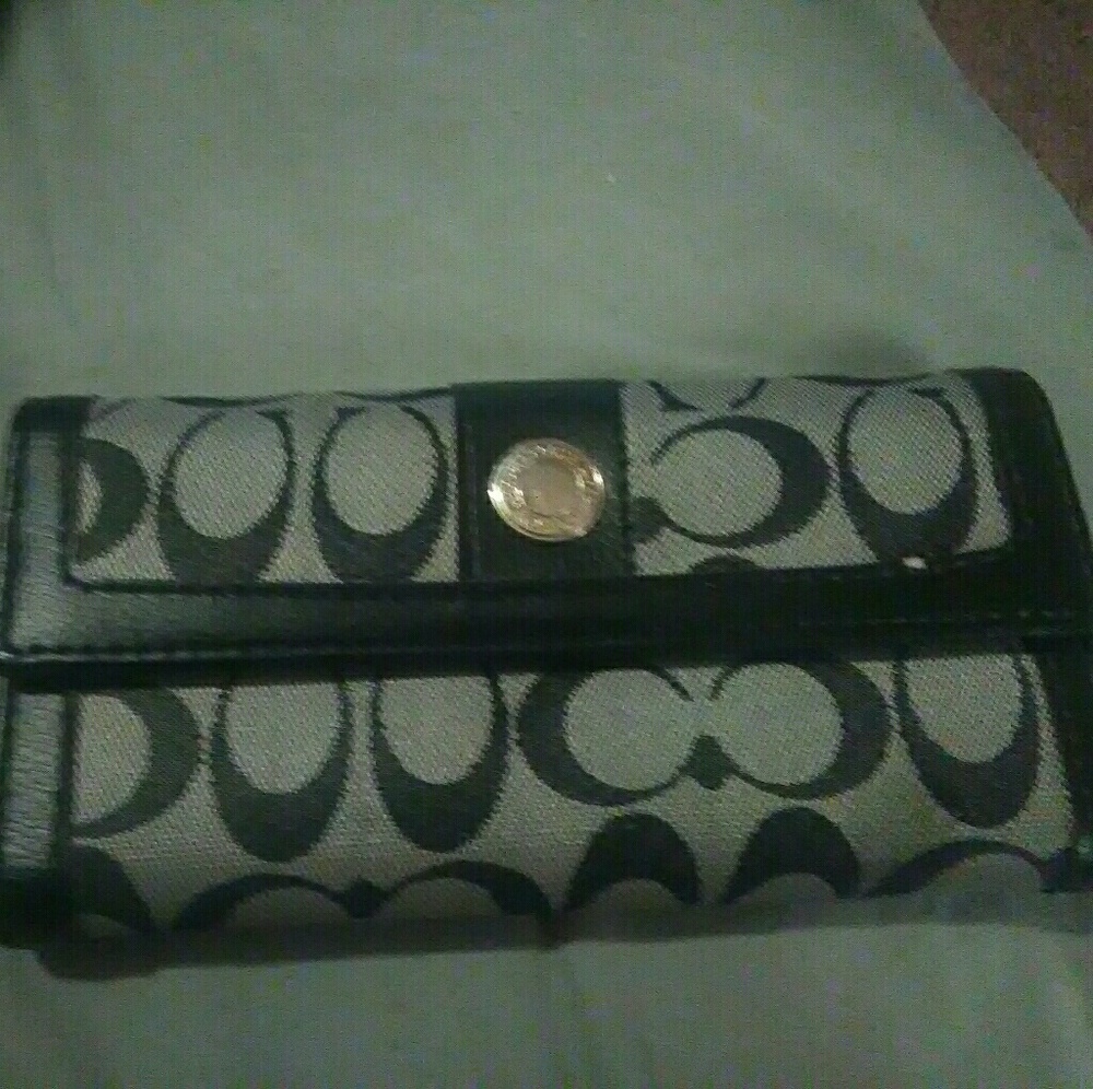 New coach wallet